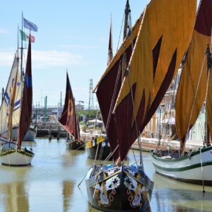 CESENATICO: PORTO CANALE LEONARDESCO E ABBUFFATA DI PESCE