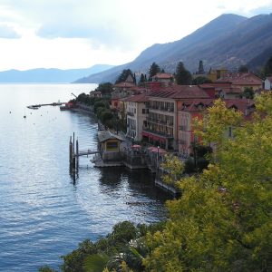 CANNERO RIVIERA E GIRO VILLE CON CATAMARANO
